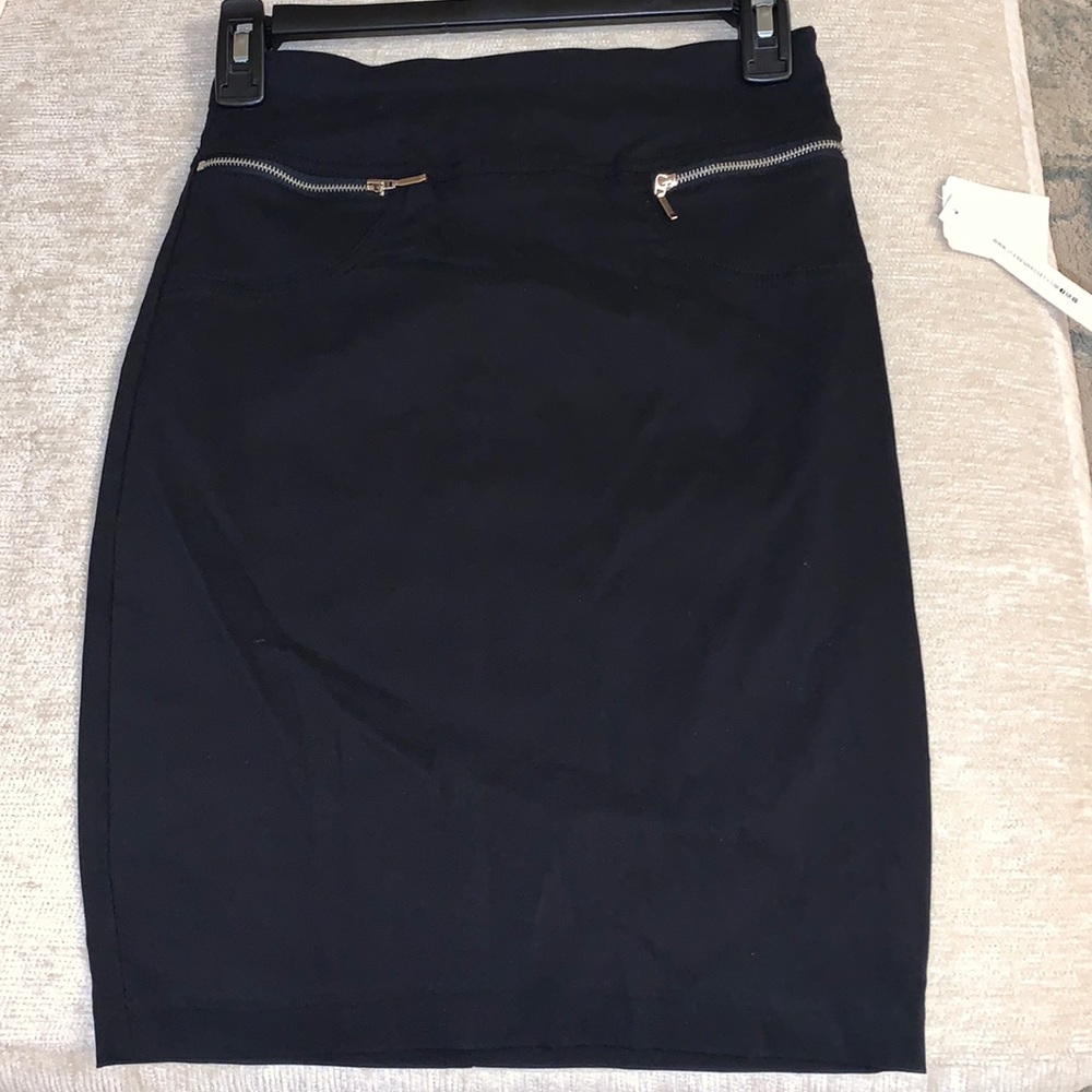 Women’s Small Black Joe Benbasset Pencil Skirt